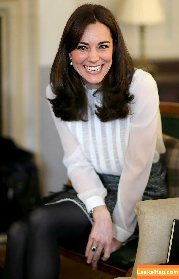 Kate Middleton / Catherine / Catherine Elizabeth / PrincessWales / princeandprincessofwales leaked photo photo #0053