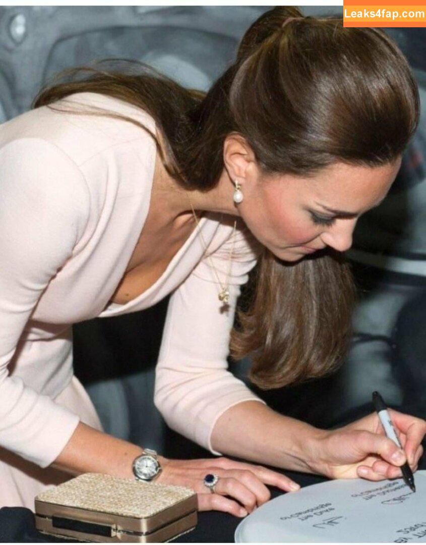 Kate Middleton / Catherine / Catherine Elizabeth / PrincessWales / princeandprincessofwales leaked photo photo #0096