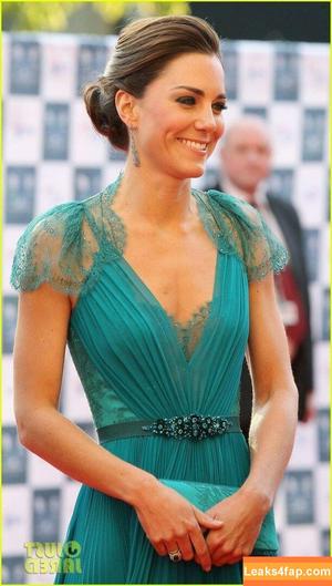 Kate Middleton фото #0035