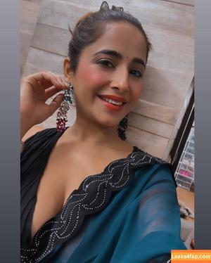 Kate Sharma photo #0018