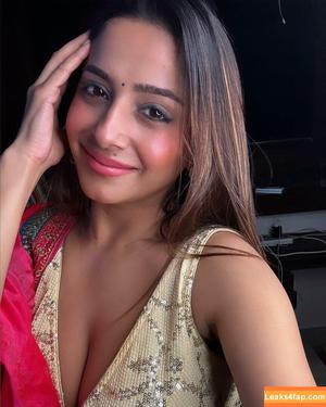 Kate Sharma photo #0070