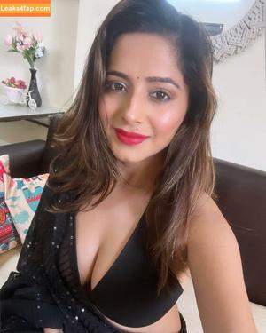 Kate Sharma photo #0088