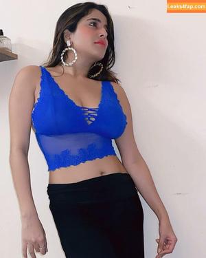 Kate Sharma photo #0135