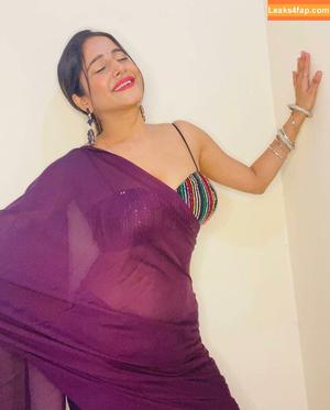 Kate Sharma photo #0138