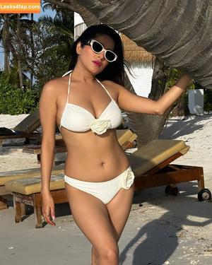 Kate Sharma photo #0225