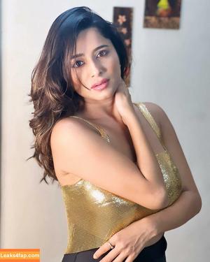 Kate Sharma photo #0378