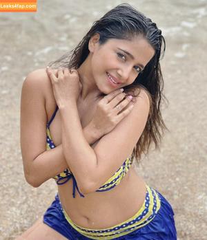 Kate Sharma photo #0427