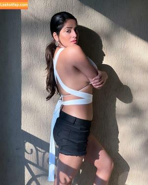 Kate Sharma photo #0479