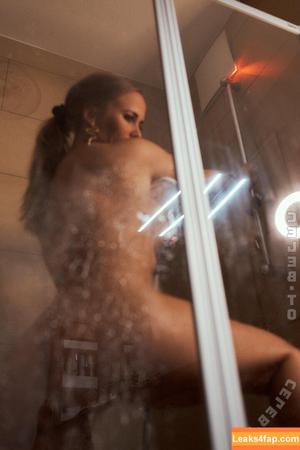 Kate xoxo photo #0170