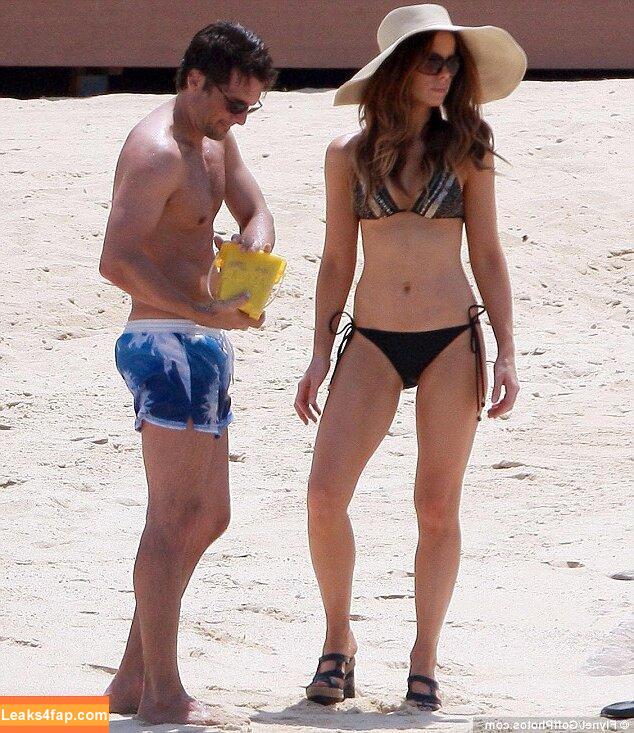 katebeckinsale /  leaked photo photo #0015