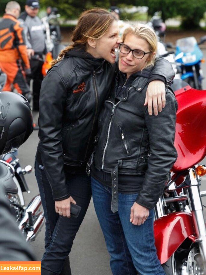 Katee Sackhoff / https: / kateesackhoff / therealkateesackhoff leaked photo photo #0176