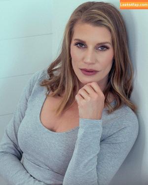 Katee Sackhoff фото #0169