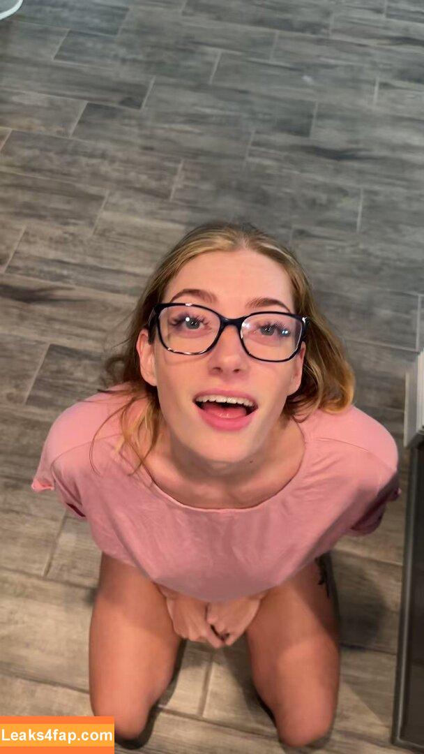 kateedavis /  leaked photo photo #0003