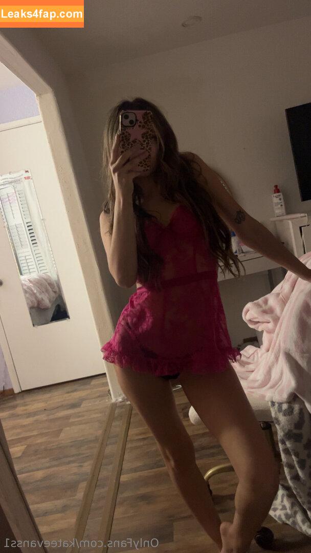 kateevanss1 / kateevansart leaked photo photo #0015