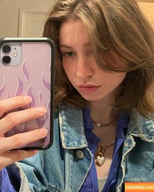 Katelyn Nacon photo #0062