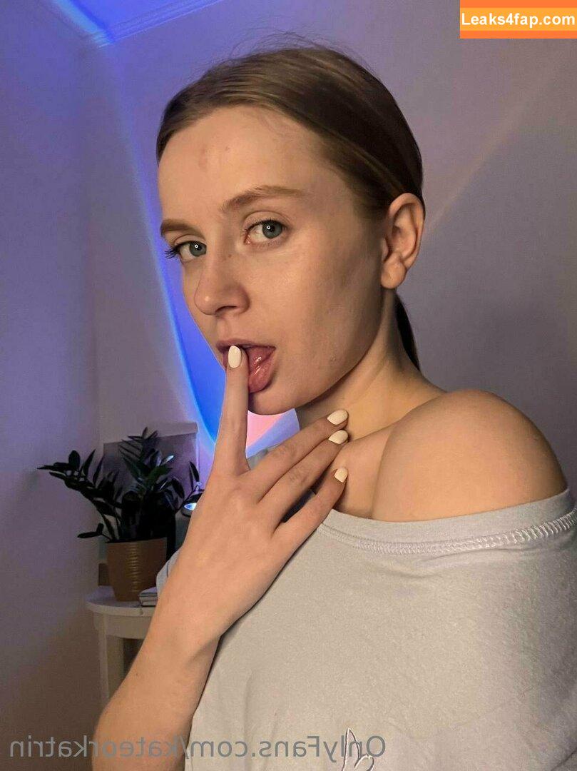 KateOrKatrin / Kitsune / Kitsunekk / Lustful_modest / kkkkkkatrin слитое фото фото #0008