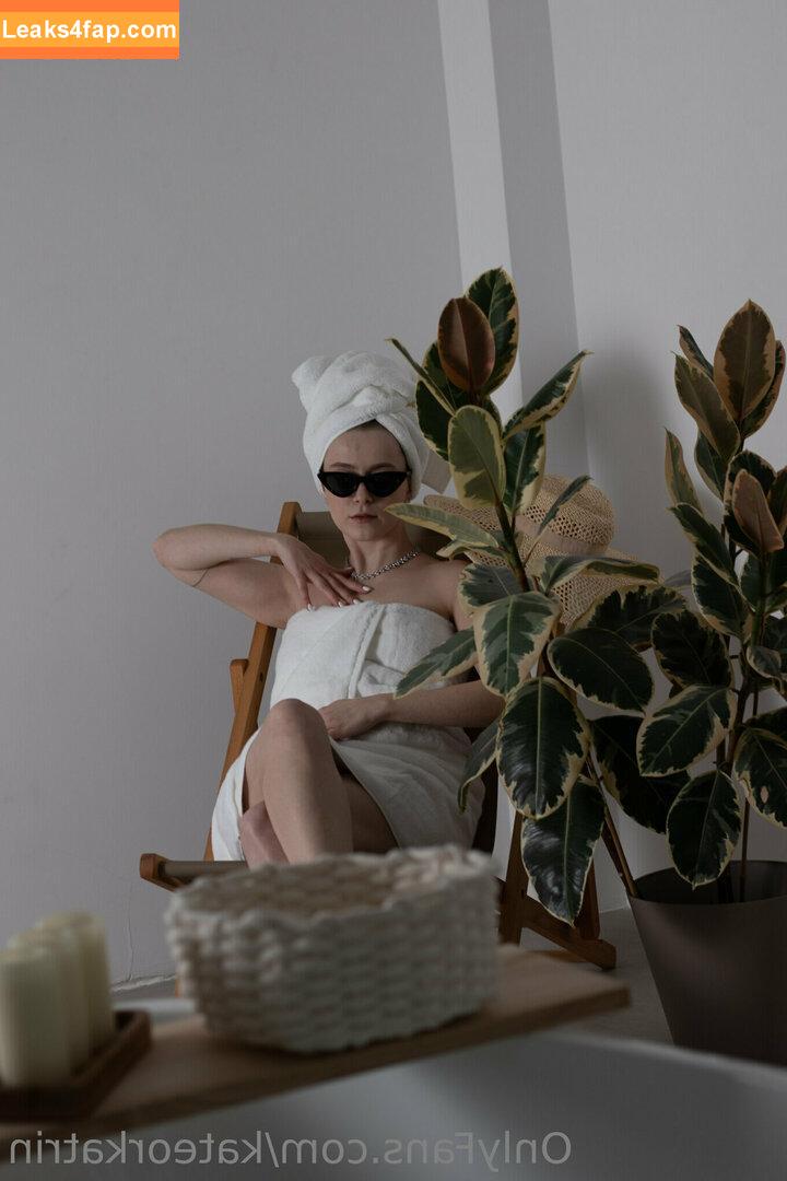 KateOrKatrin / Kitsune / Kitsunekk / Lustful_modest / kkkkkkatrin слитое фото фото #0037