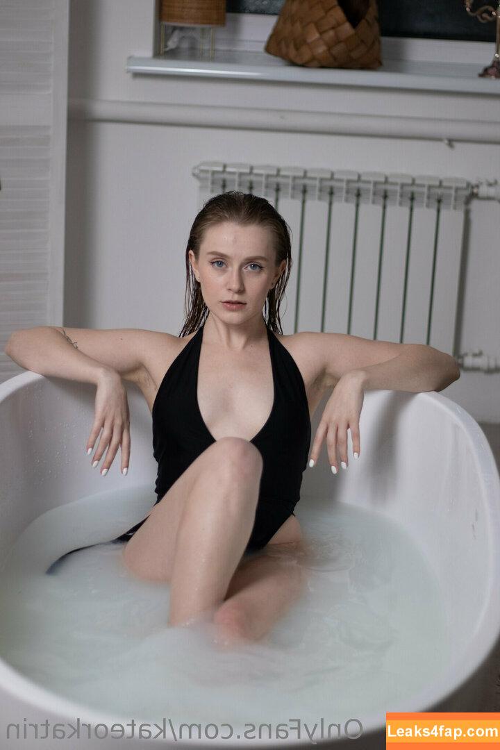 KateOrKatrin / Kitsune / Kitsunekk / Lustful_modest / kkkkkkatrin слитое фото фото #0041