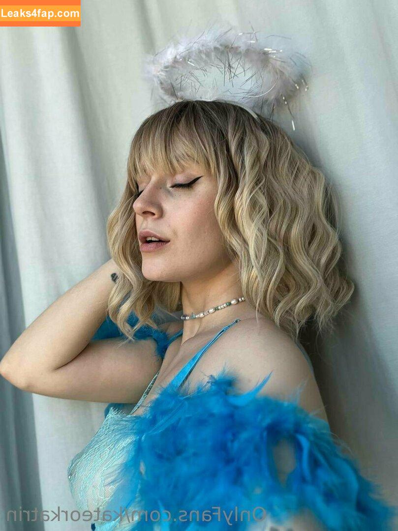 KateOrKatrin / Kitsune / Kitsunekk / Lustful_modest / kkkkkkatrin слитое фото фото #0057