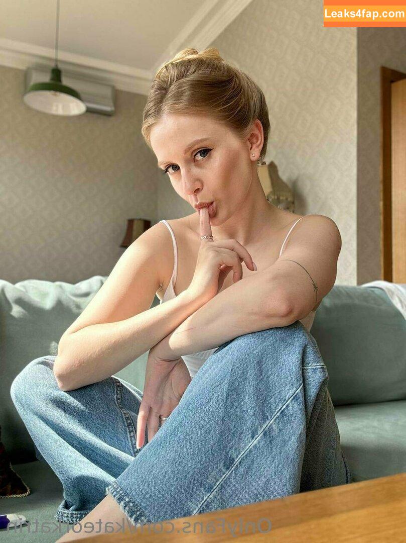 KateOrKatrin / Kitsune / Kitsunekk / Lustful_modest / kkkkkkatrin слитое фото фото #0109