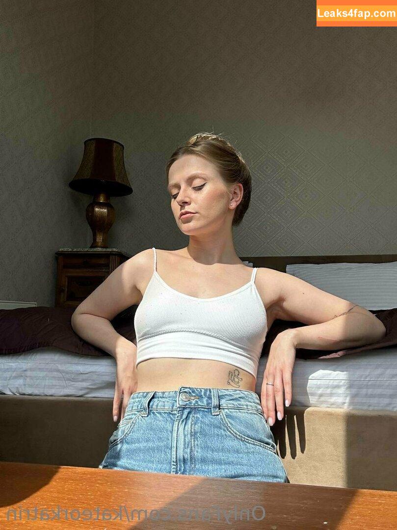 KateOrKatrin / Kitsune / Kitsunekk / Lustful_modest / kkkkkkatrin слитое фото фото #0119