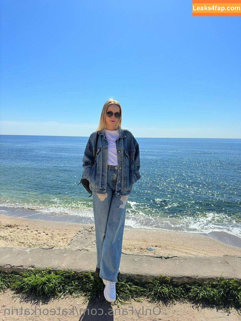 KateOrKatrin / Kitsune / Kitsunekk / Lustful_modest / kkkkkkatrin слитое фото фото #0123