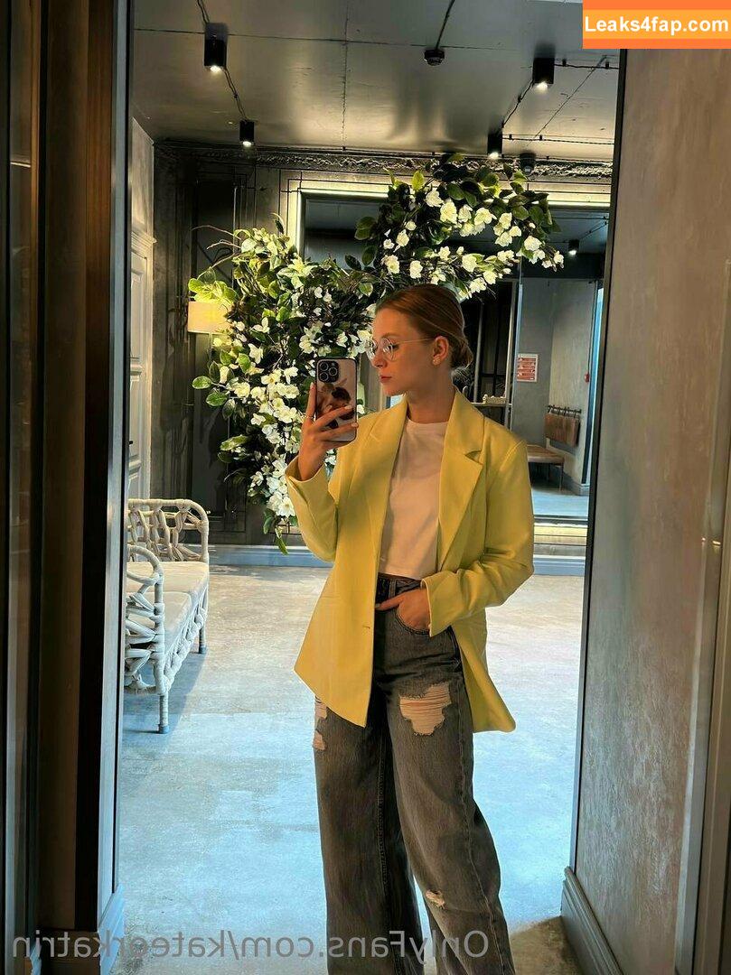 KateOrKatrin / Kitsune / Kitsunekk / Lustful_modest / kkkkkkatrin слитое фото фото #0129