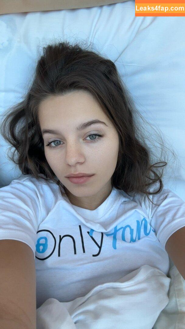 Katerina Alyabova / alyabova_24 / ekaterina.alyabova / katerina_23 leaked photo photo #0108