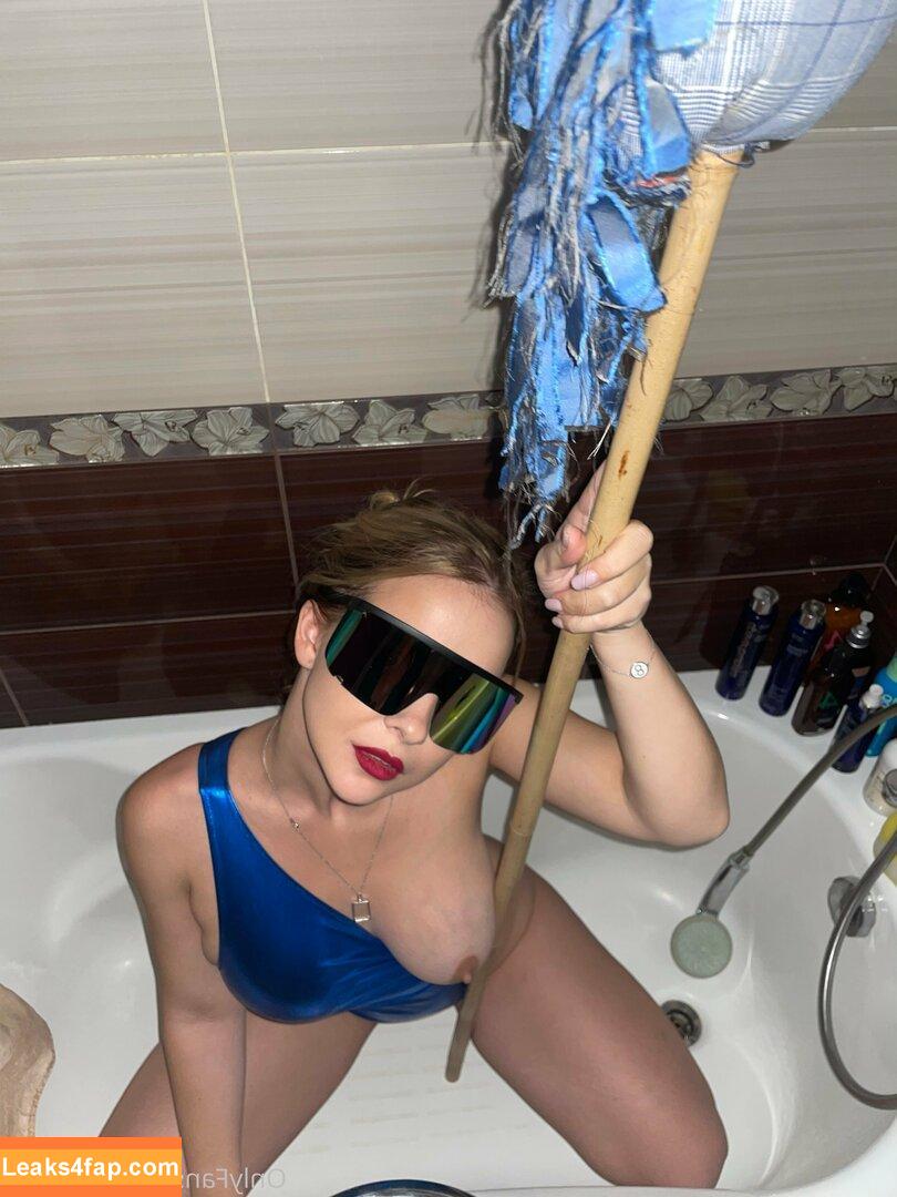 Katerina Kozlova / Katerina Rys / Katya Kozlova / Monroe / katerinarys / katru.kozlova / katru.ru leaked photo photo #0205
