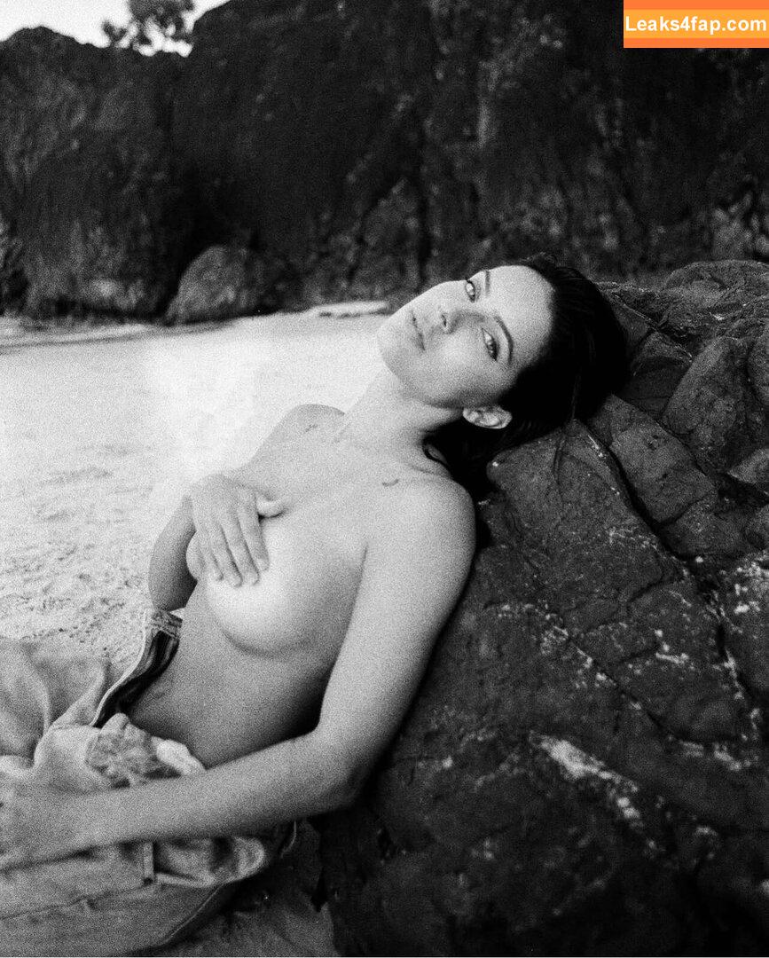 Katerina Reeves / Enigmaticcelestial leaked photo photo #0006