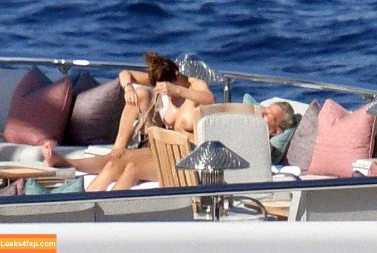 Katharine McPhee / Katharine Foster / katharinefoster leaked photo photo #0035