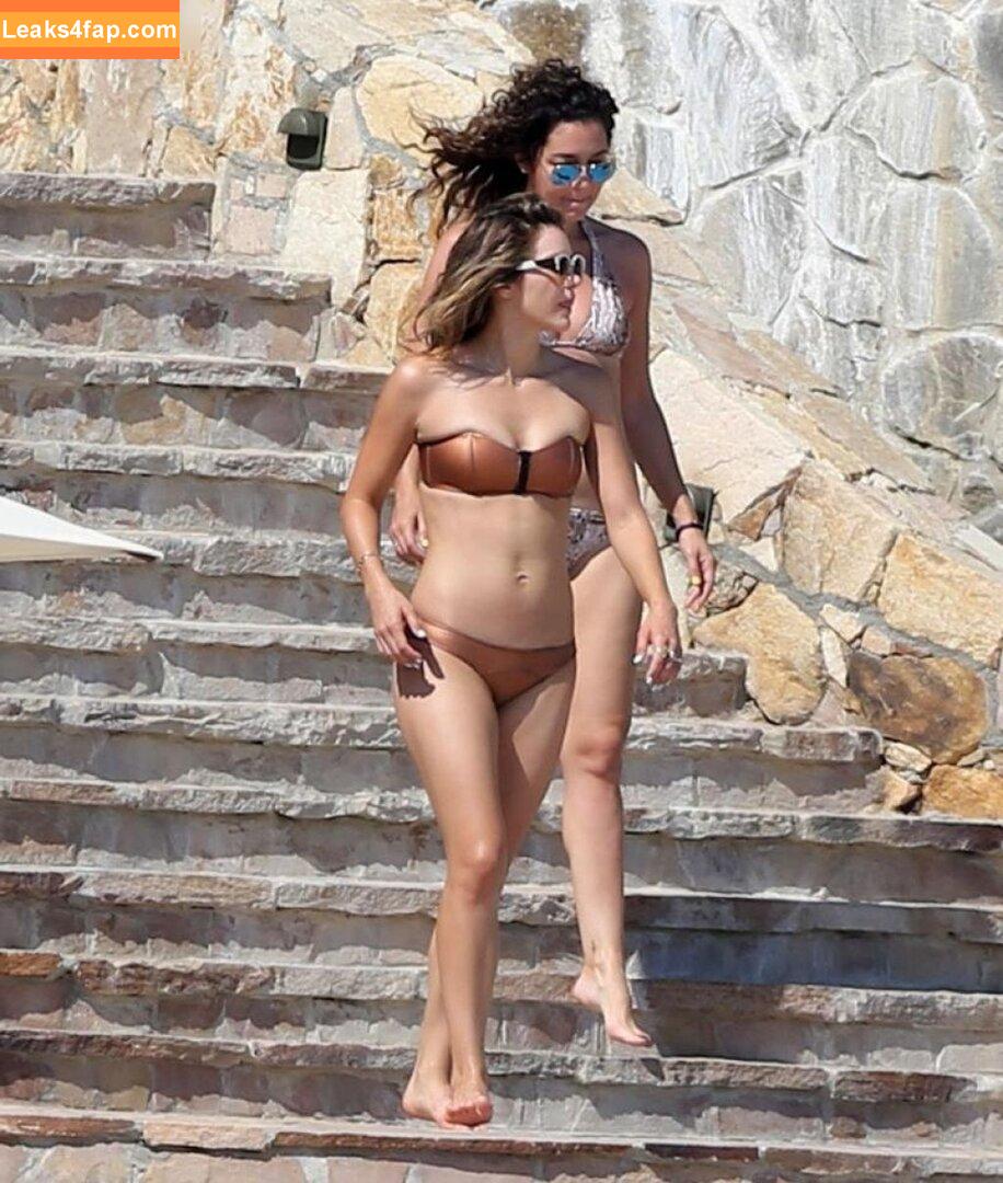 Katharine McPhee / Katharine Foster / katharinefoster leaked photo photo #0266