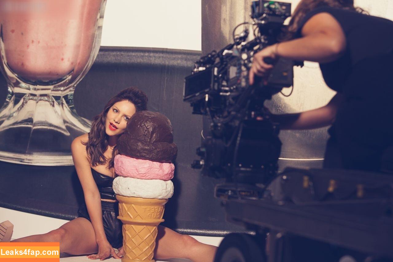 Katharine McPhee / Katharine Foster / katharinefoster leaked photo photo #0288