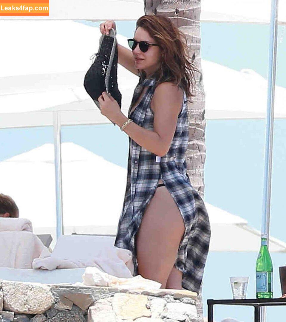 Katharine McPhee / Katharine Foster / katharinefoster leaked photo photo #0305