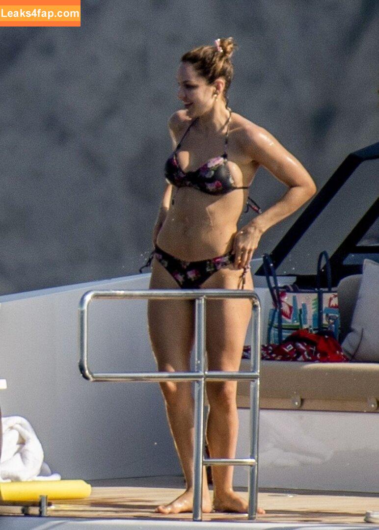 Katharine McPhee / Katharine Foster / KatharineFoster leaked photo photo #0443