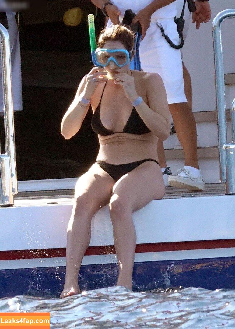 Katharine McPhee / Katharine Foster / KatharineFoster leaked photo photo #0462