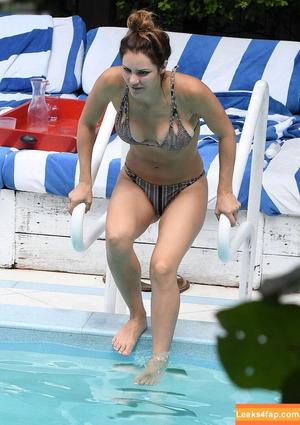 Katharine McPhee photo #0383