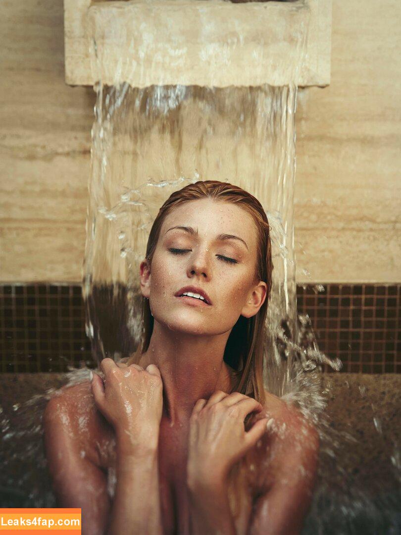 Katherine McNamara / kat.mcnamara слитое фото фото #0004