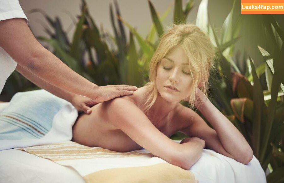 Katherine McNamara / kat.mcnamara слитое фото фото #0019