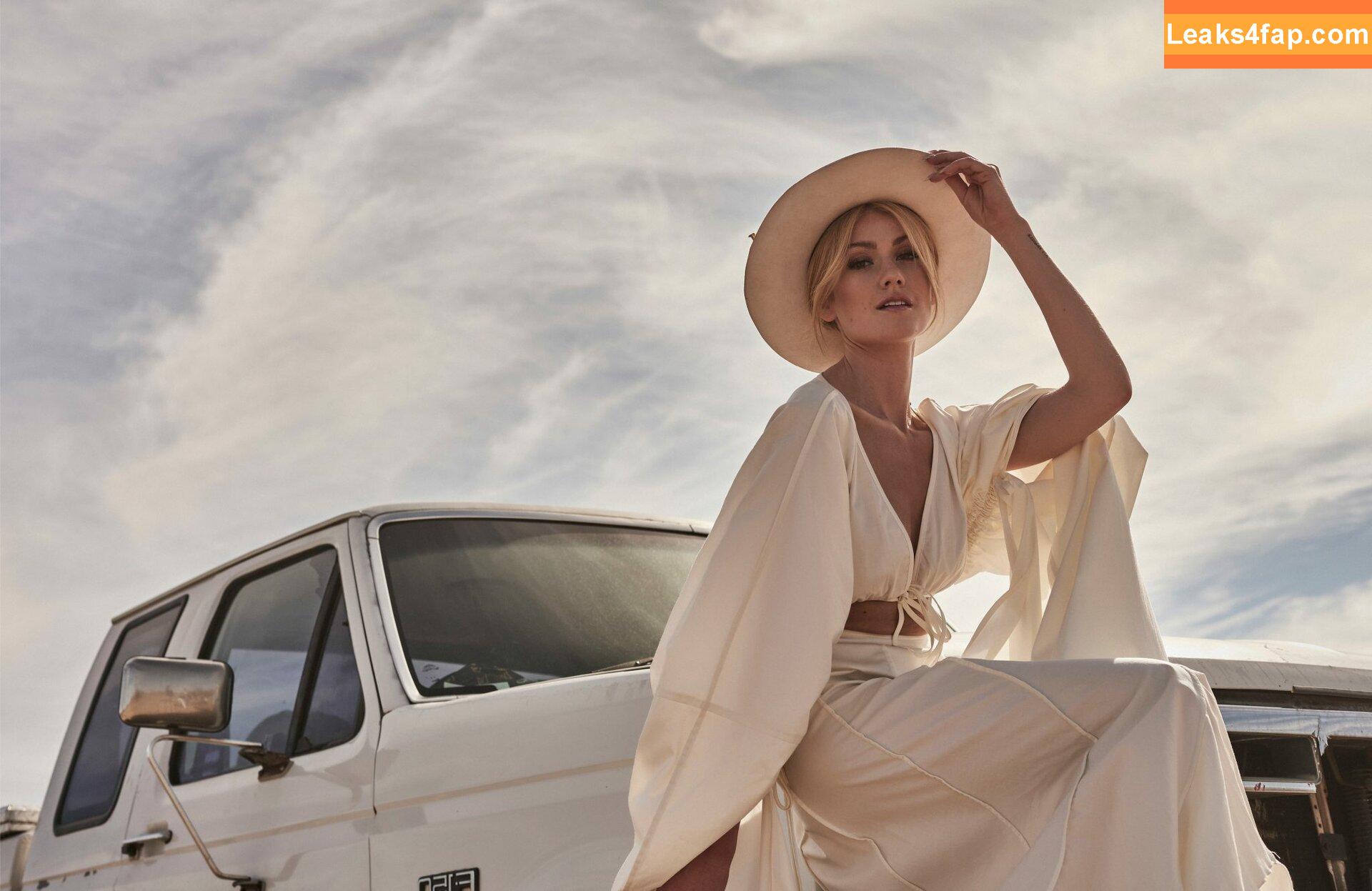 Katherine McNamara / kat.mcnamara слитое фото фото #0023