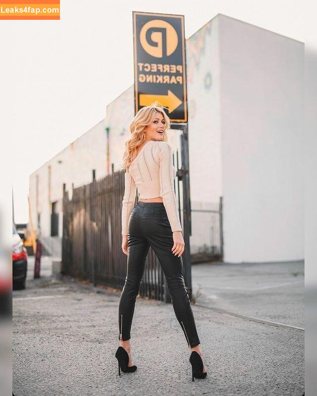 Katherine McNamara / kat.mcnamara слитое фото фото #0050