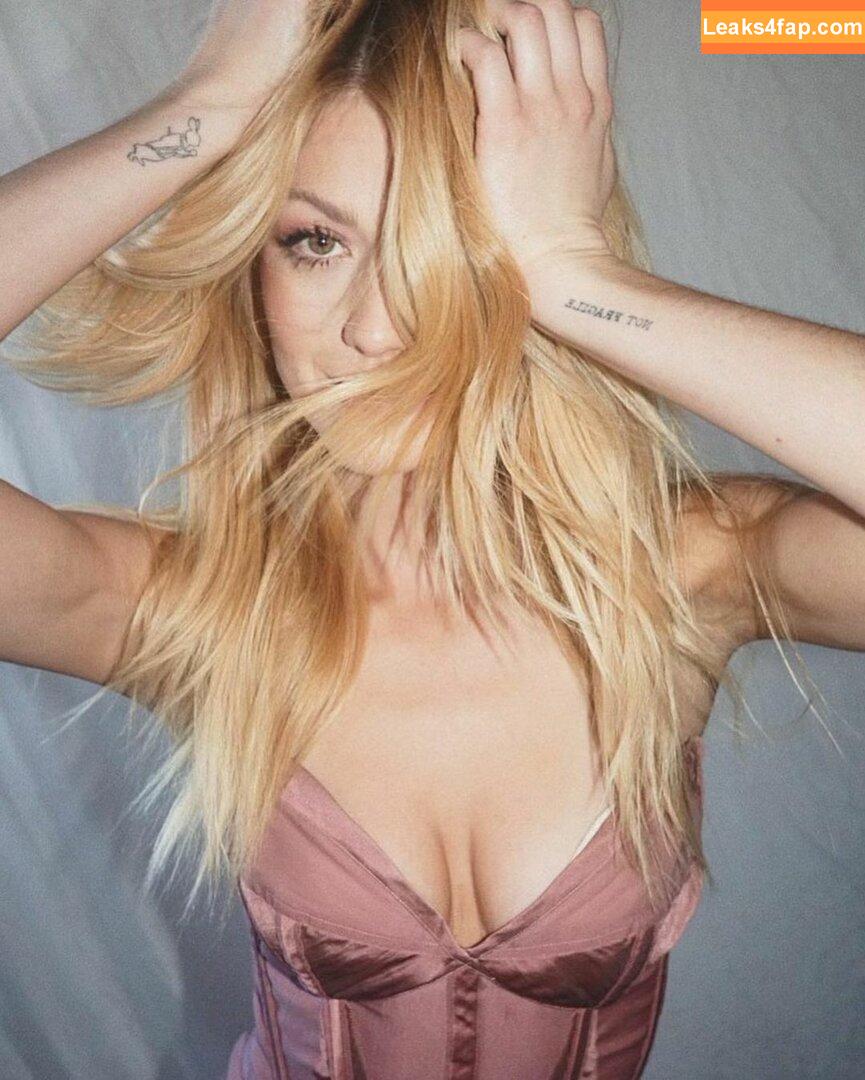 Katherine McNamara / kat.mcnamara слитое фото фото #0133