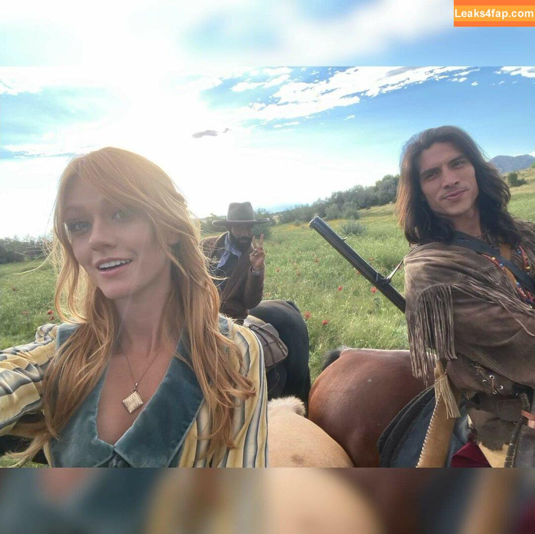 Katherine McNamara / kat.mcnamara слитое фото фото #0195