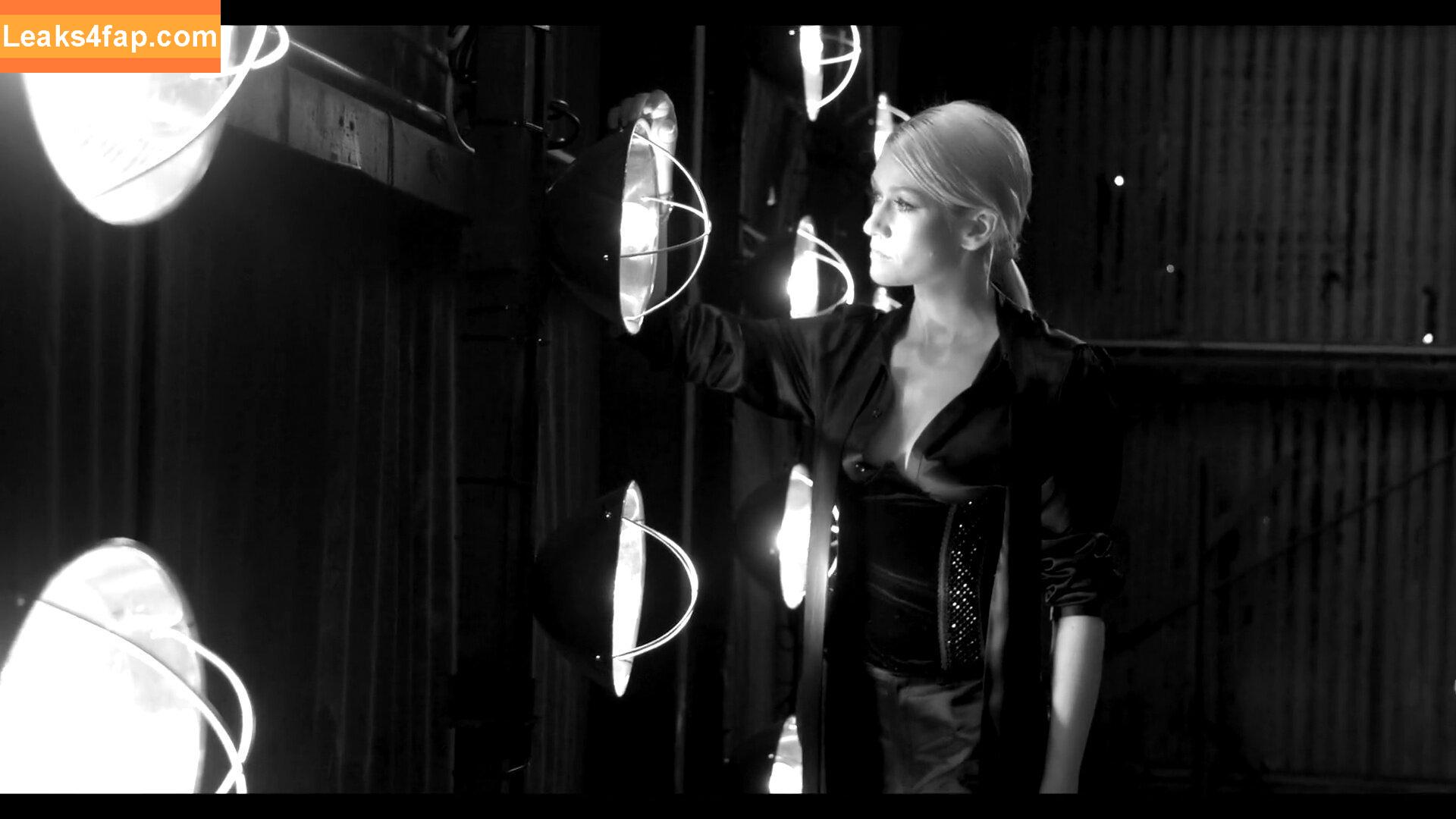 Katherine McNamara / kat.mcnamara слитое фото фото #0226