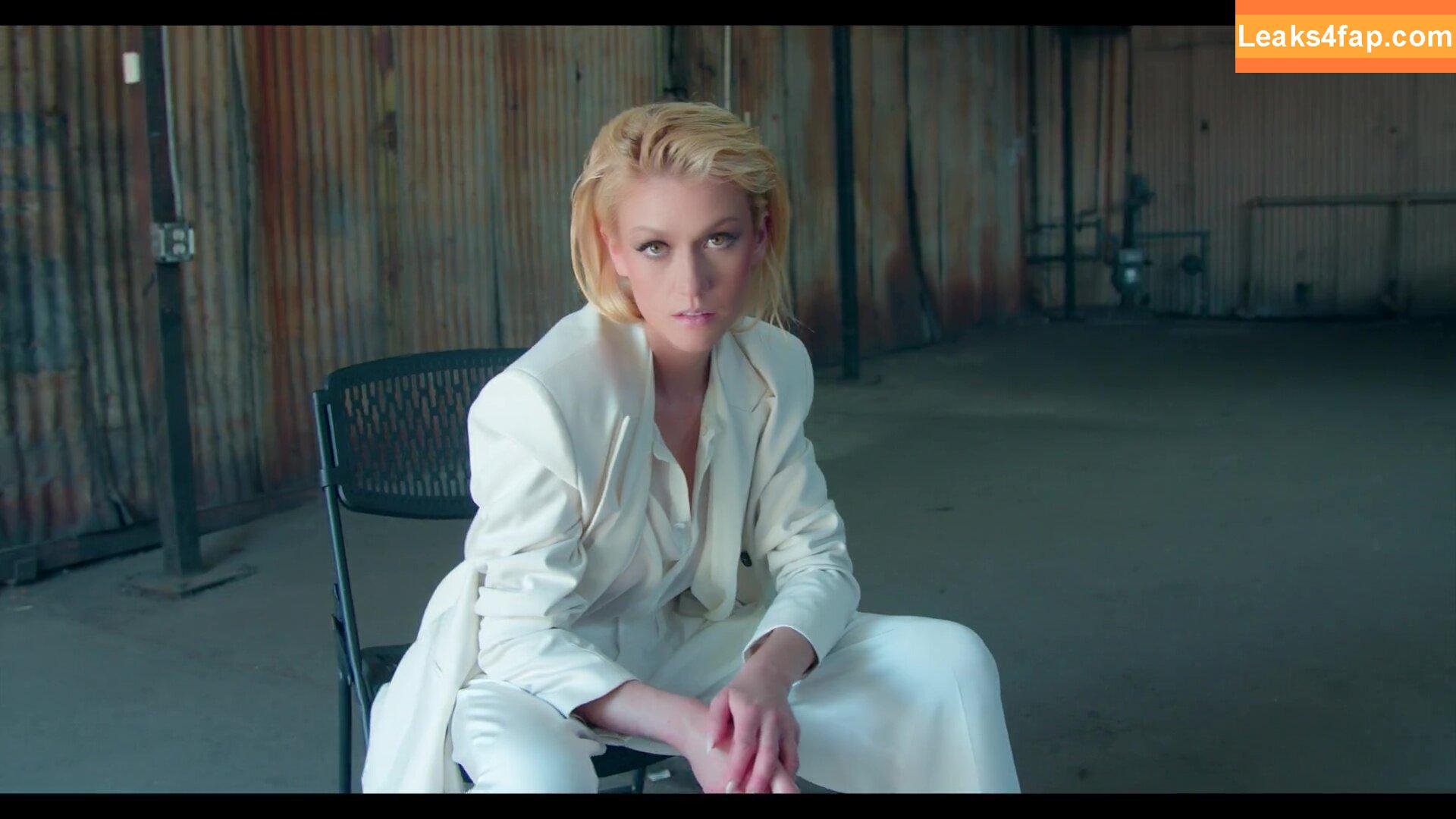 Katherine McNamara / kat.mcnamara слитое фото фото #0227