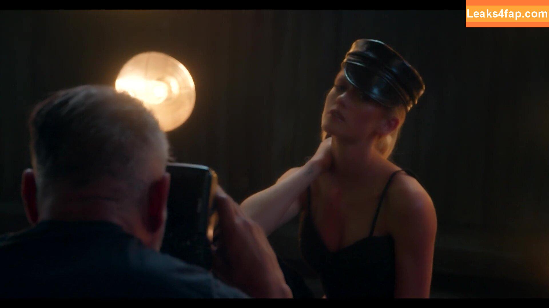 Katherine McNamara / kat.mcnamara слитое фото фото #0233