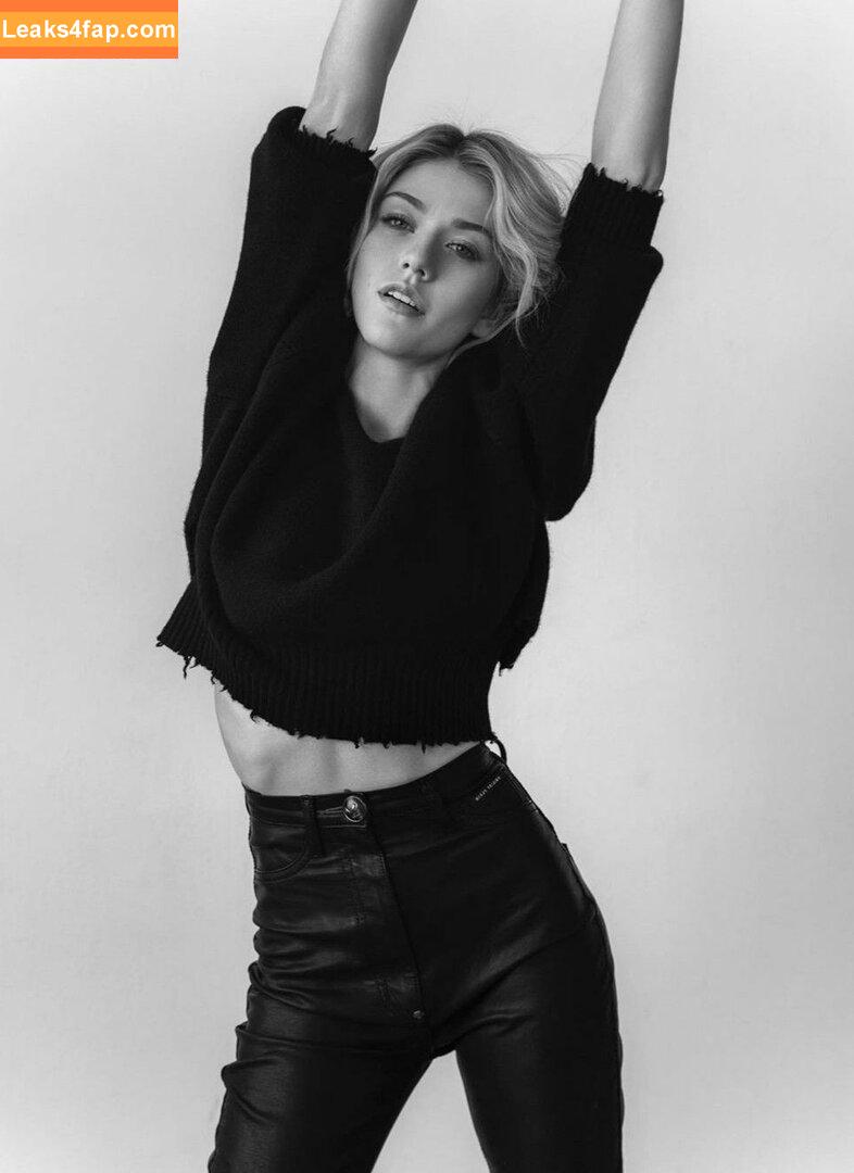 Katherine McNamara / kat.mcnamara слитое фото фото #0257