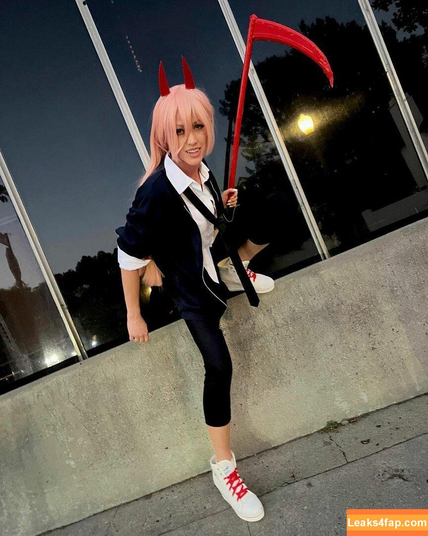 Katherine McNamara / kat.mcnamara слитое фото фото #0290