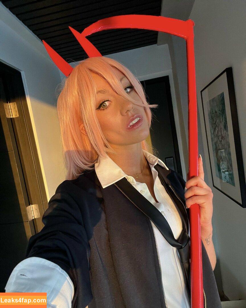 Katherine McNamara / kat.mcnamara слитое фото фото #0294