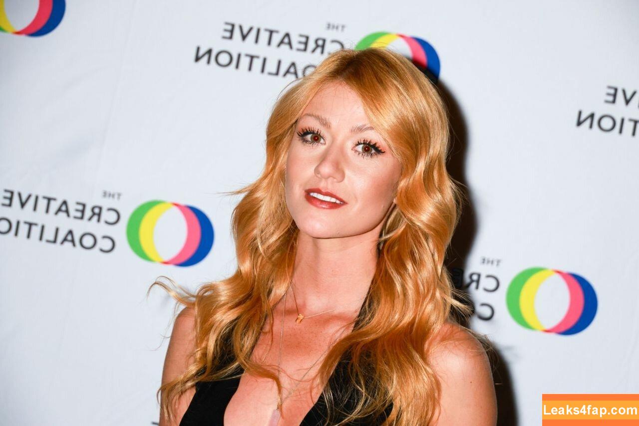 Katherine McNamara / kat.mcnamara слитое фото фото #0347